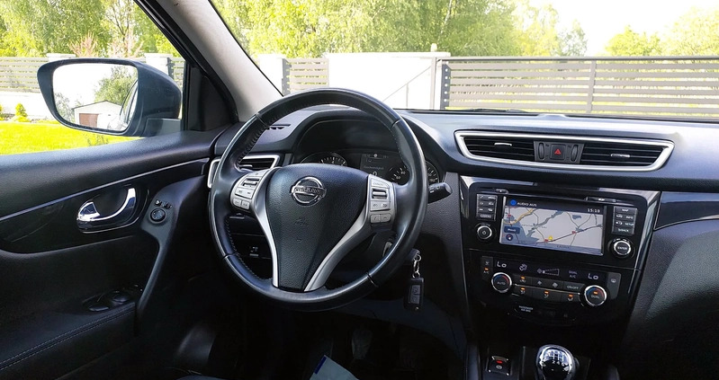 Nissan Qashqai cena 49900 przebieg: 130500, rok produkcji 2014 z Przemyśl małe 154